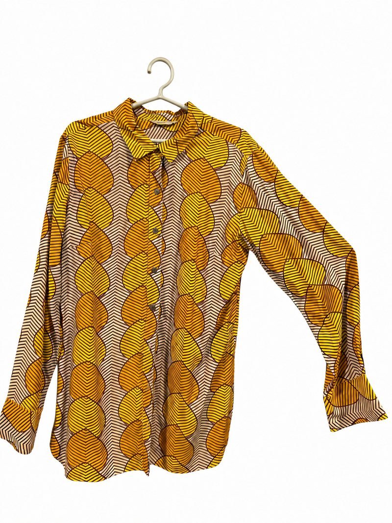 Camisa Totten amarela estampada, vista inteira